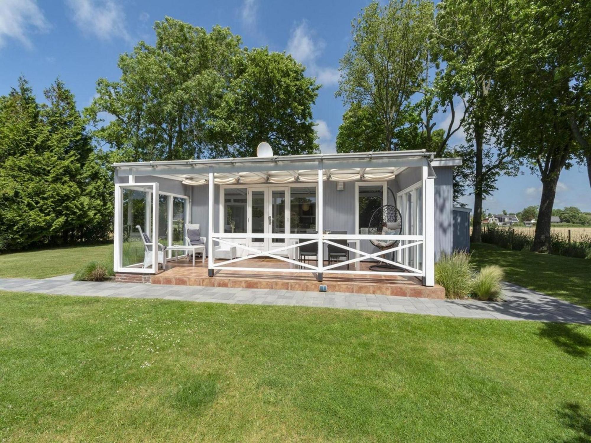 Modern Holiday Home With Large Garden Sint Maartensvlotbrug Exterior foto